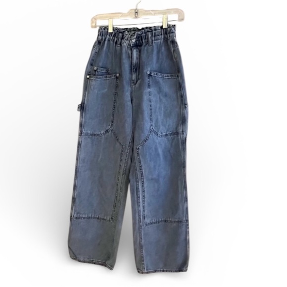 BDG Denim - BDG Urban Outfitters Carpenter High Rise Wide Leg Light Wash Size‎ XS